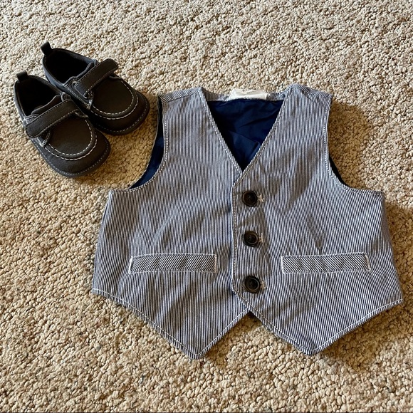 Crazy 8 vest and shoes 6-12 months - Picture 1 of 5